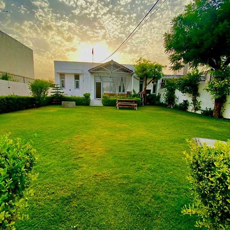 Solanki Farms & Pool Villa Garden Fully Private Jaipur Luaran gambar