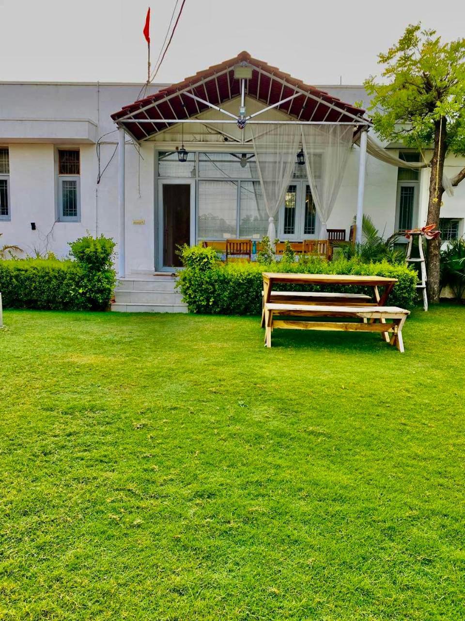 Solanki Farms & Pool Villa Garden Fully Private Jaipur Luaran gambar